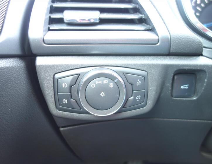 Ford Mondeo 32