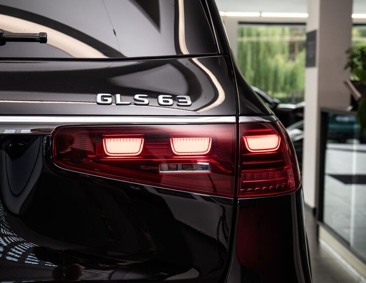 Mercedes-Benz GLS 28