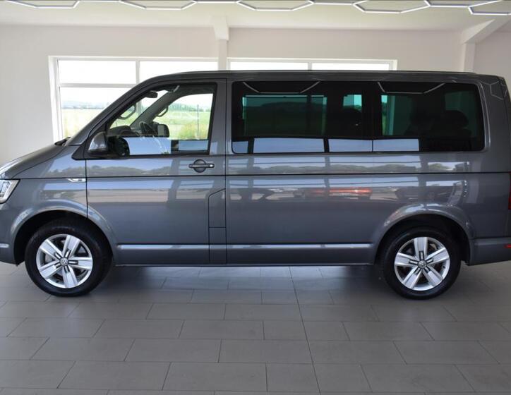 Volkswagen Multivan 5