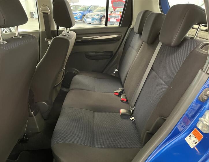 Suzuki Swift 16