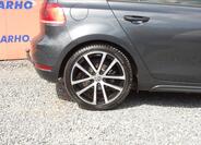 Volkswagen Golf 9