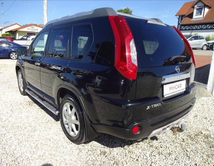 Nissan X-Trail 5