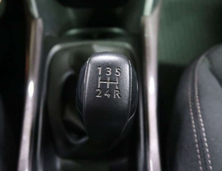 Peugeot 2008 33