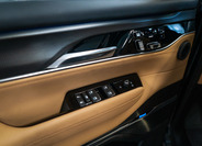 Jeep Grand Wagoneer 19