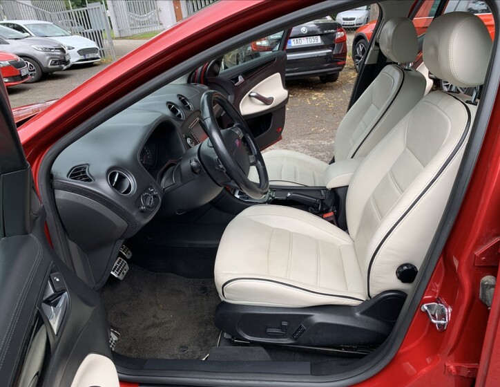 Ford Mondeo 17