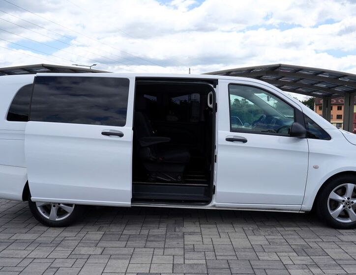 Mercedes-Benz Vito 8