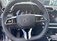 MG ZS 8