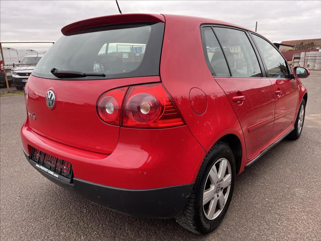 Volkswagen Golf 33