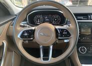 Jaguar F-Pace 18