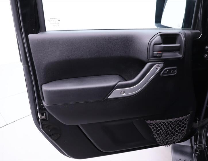 Jeep Wrangler 10