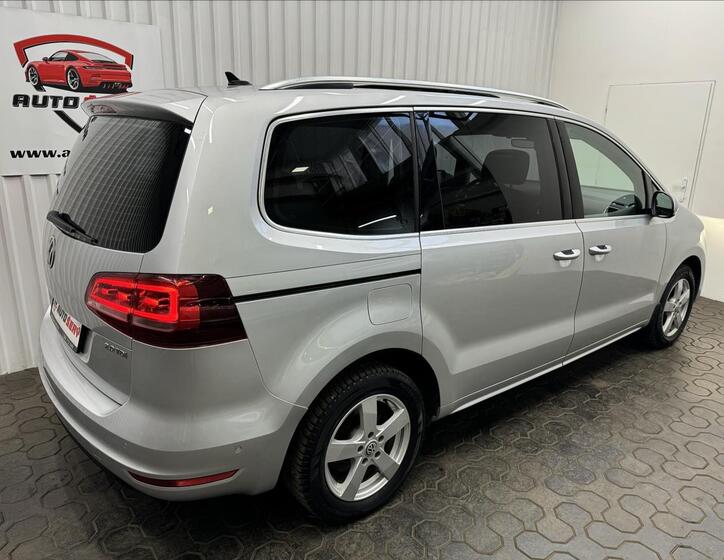 Volkswagen Sharan 8