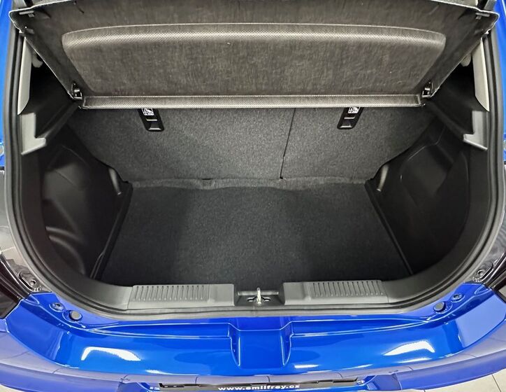 Suzuki Swift 13