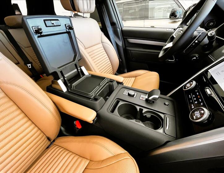 Land Rover Discovery 37