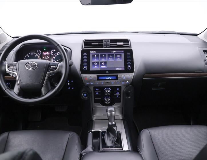 Toyota Land Cruiser 33