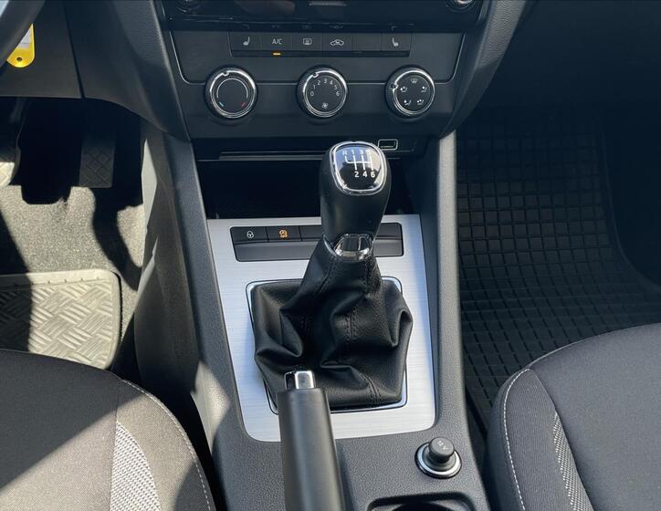 Škoda Octavia 13