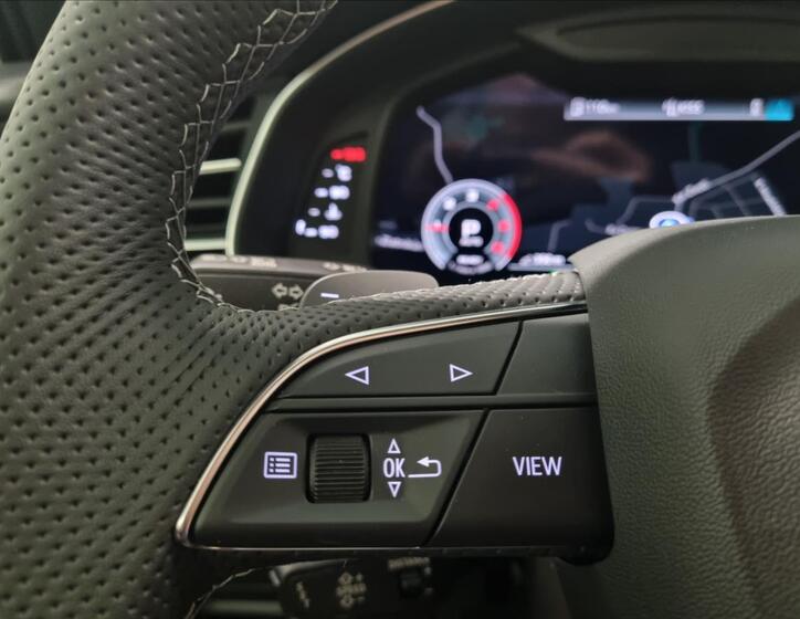 Audi Q7 29