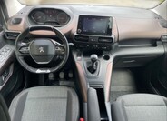 Peugeot Rifter 9