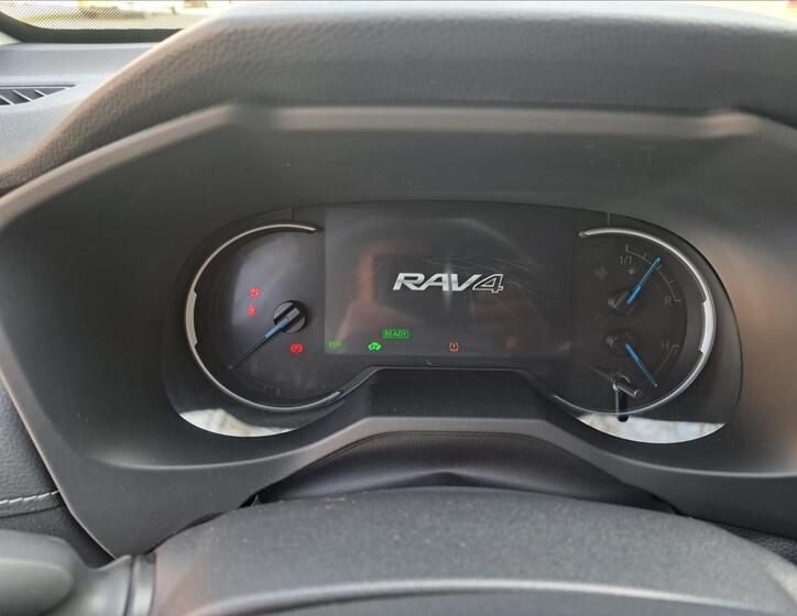 Toyota RAV4 25
