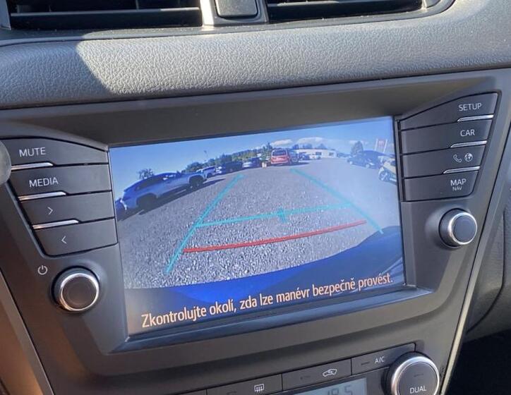 Toyota Avensis 23