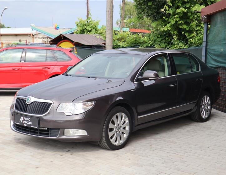 Škoda Superb 3