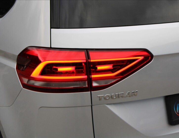 Volkswagen Touran 43