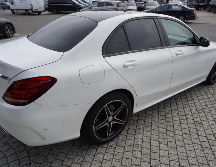 Mercedes-Benz Třídy C 6