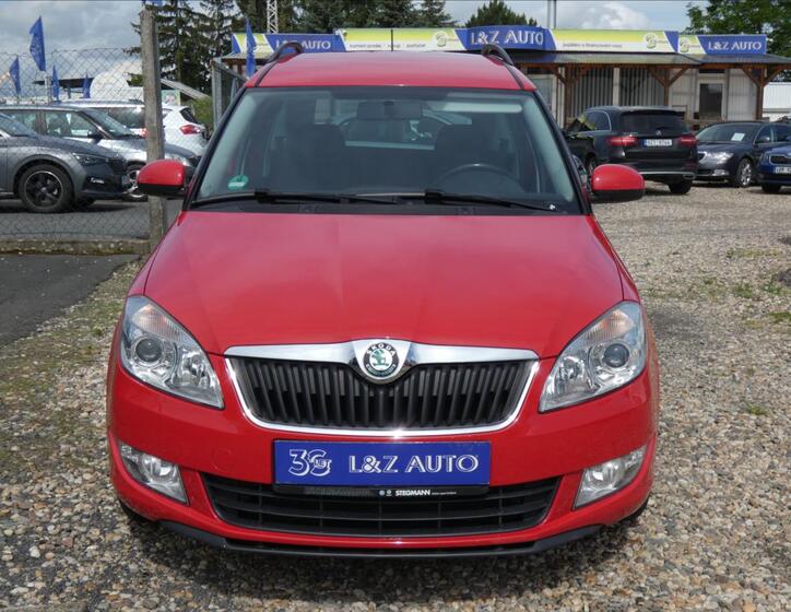 Škoda Roomster 2