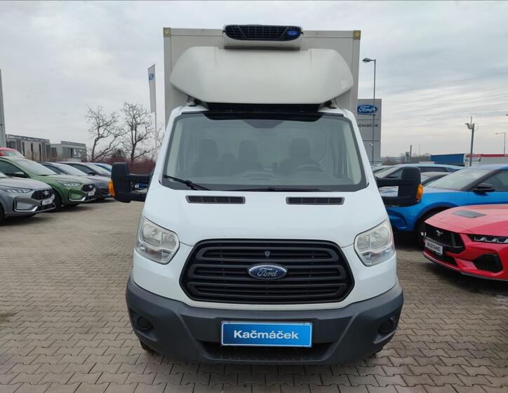 Ford Transit 8