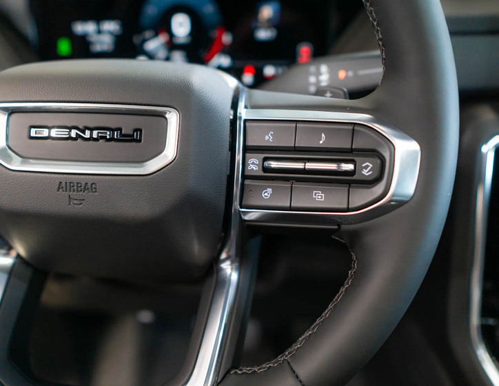 GMC Yukon 24