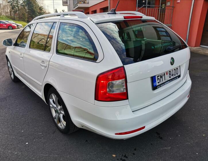 Škoda Octavia 8