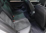Volkswagen Passat 14