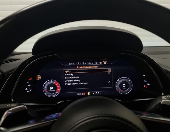 Audi R8 19