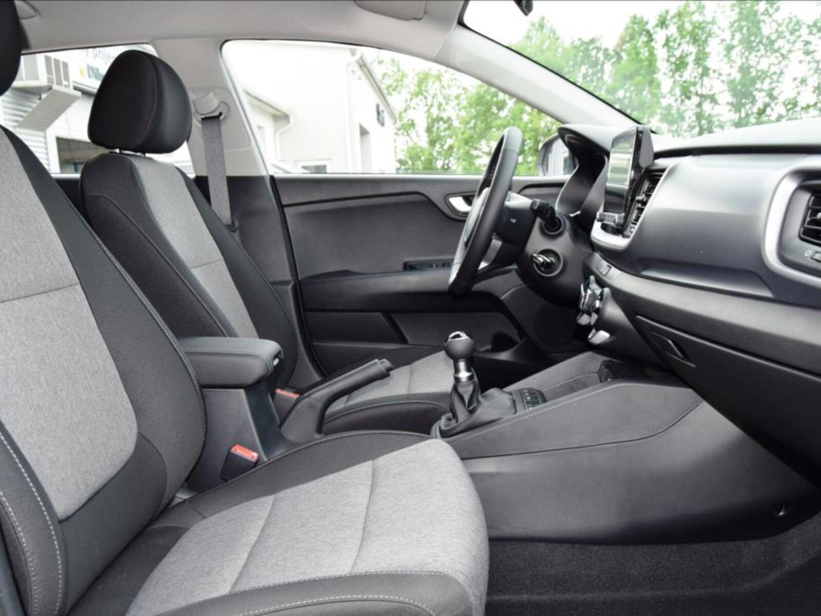 KIA Stonic 4
