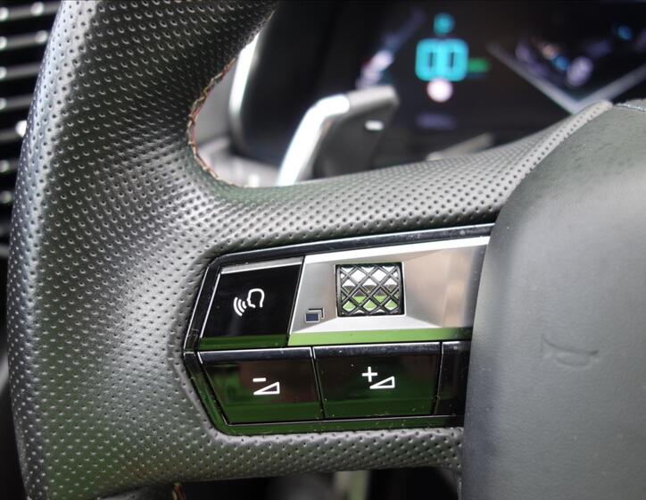 DS Automobiles DS7 Crossback 27