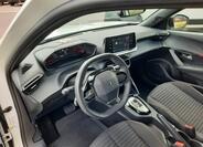 Peugeot 2008 13