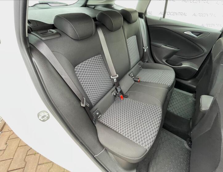 Opel Astra 17