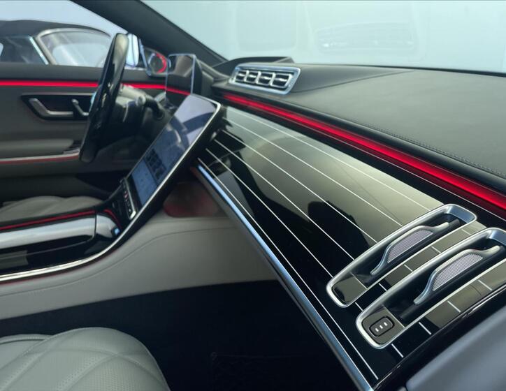 Mercedes-Benz Třídy S 17