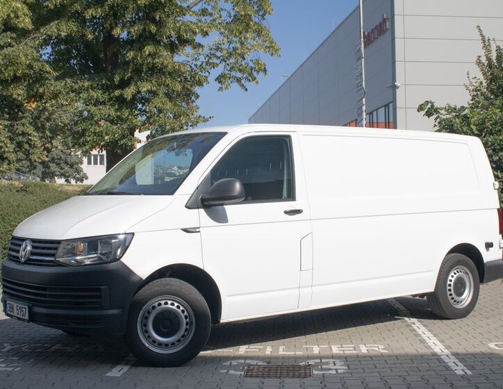 Volkswagen Transporter 1