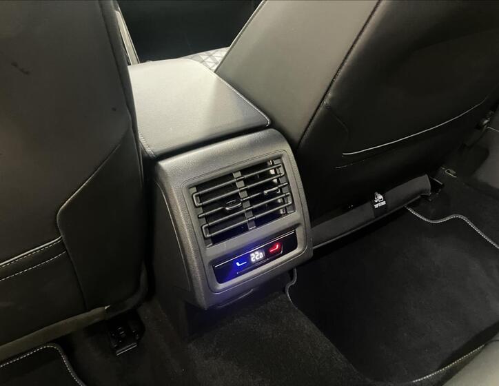 Volkswagen Golf 22