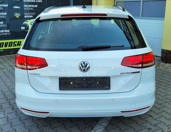 Volkswagen Passat 9