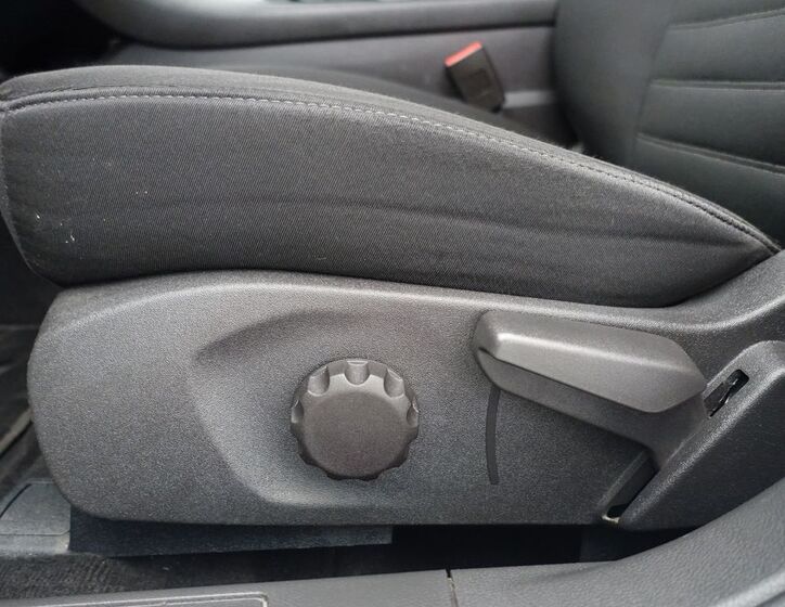 Ford Mondeo 26