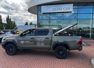 Toyota Hilux 5