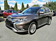 Mitsubishi Outlander 3