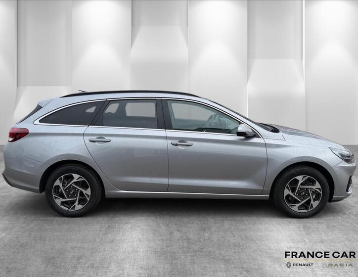 Hyundai i30 4