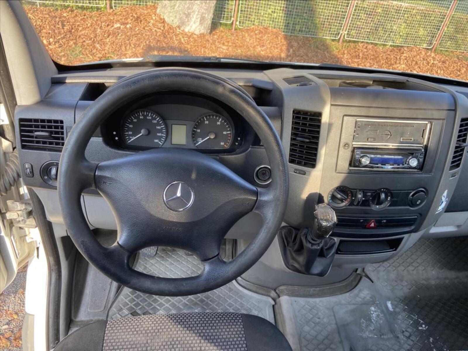 Mercedes-Benz Sprinter 12