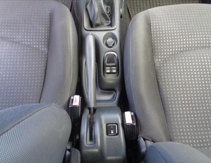 Peugeot 206 9