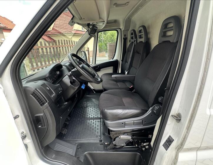 Peugeot Boxer 11