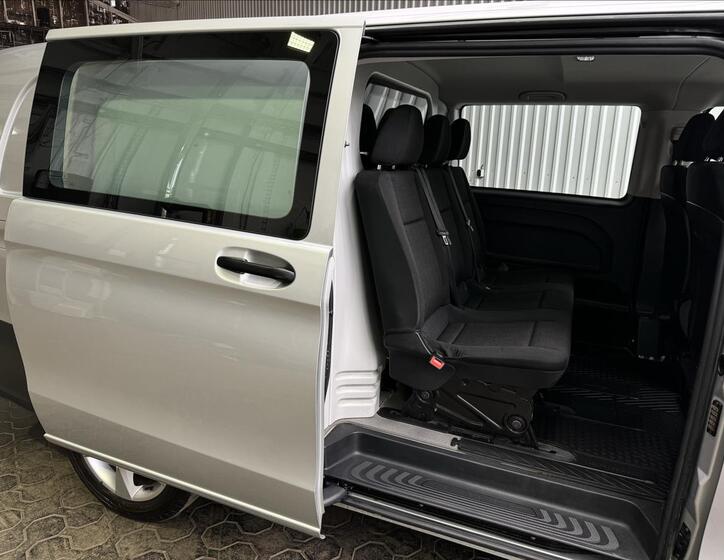 Mercedes-Benz Vito 32