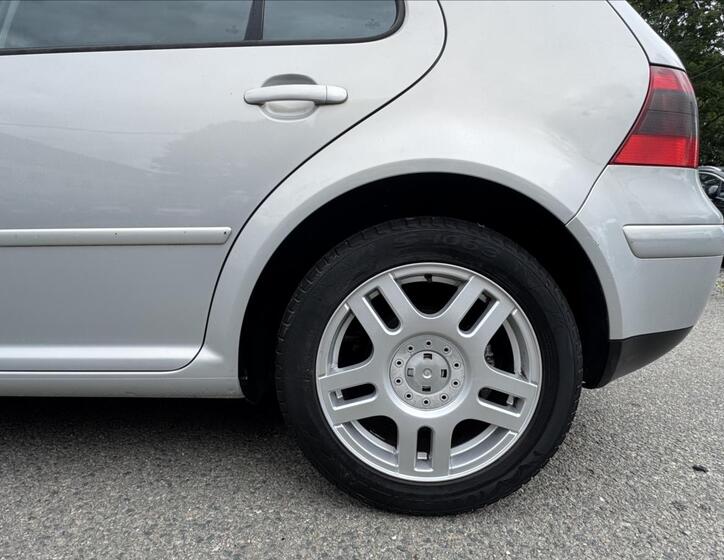 Volkswagen Golf 22