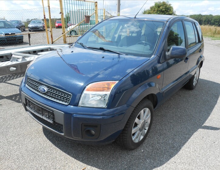 Ford Fusion 2